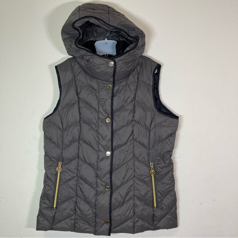 MICHAEL KORS Puffer vest/double closure front/ultralight. M.